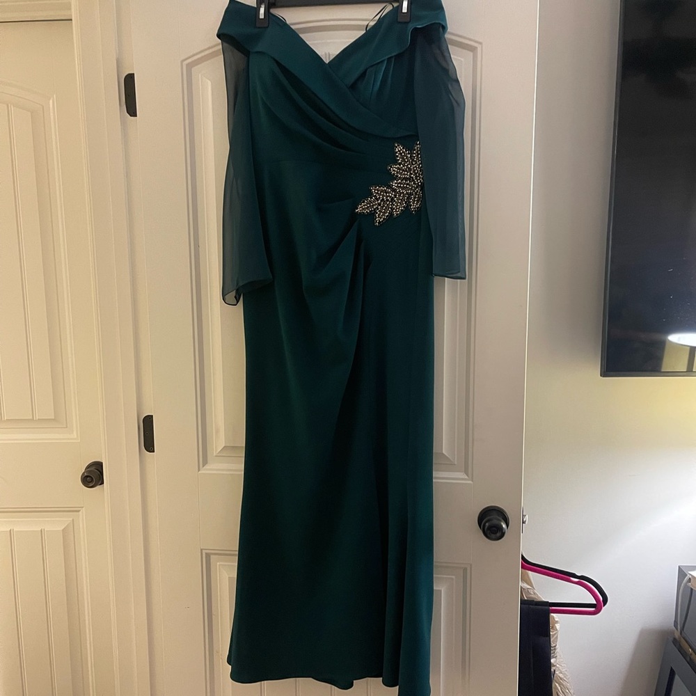Emerald Green off shoulder Formal Dress (Custom)